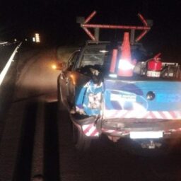 Veículo de inspeção de tráfego é atingida na traseira por caminhão na região