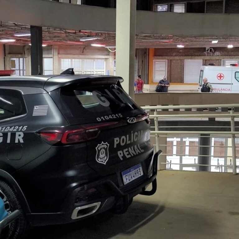 Cinco detentos feridos em incêndio seguem internados em Marília