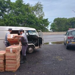 Polícia Rodoviária apreende 50 caixas de cigarros contrabandeados em Marília