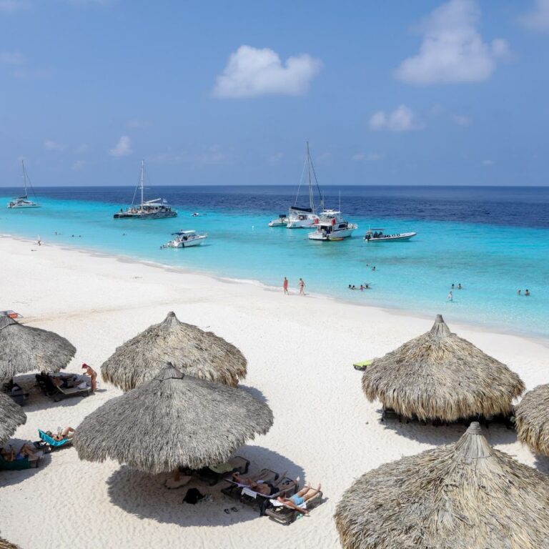 Azul Viagens Marília está com 35% off em pacotes internacionais selecionados