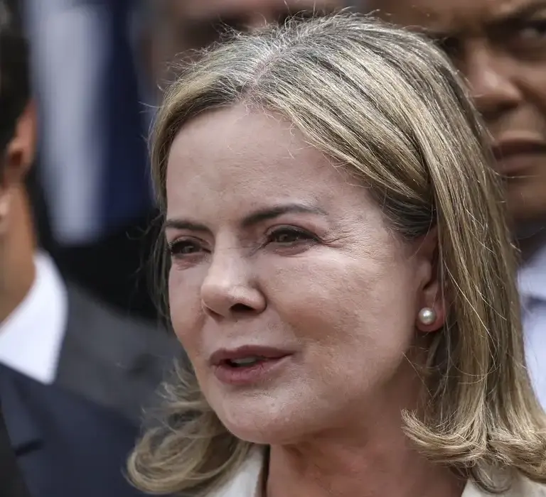 Lula pede empenho a ministros na tramitação de projetos de segurança