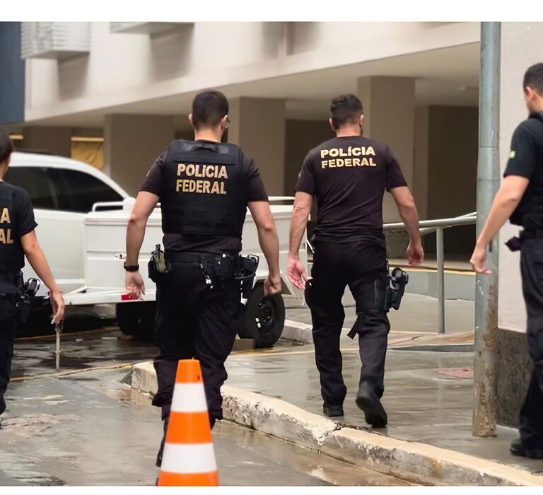 Fraudes no INSS: ex-ministro e deputados são alvos da Polícia Federal