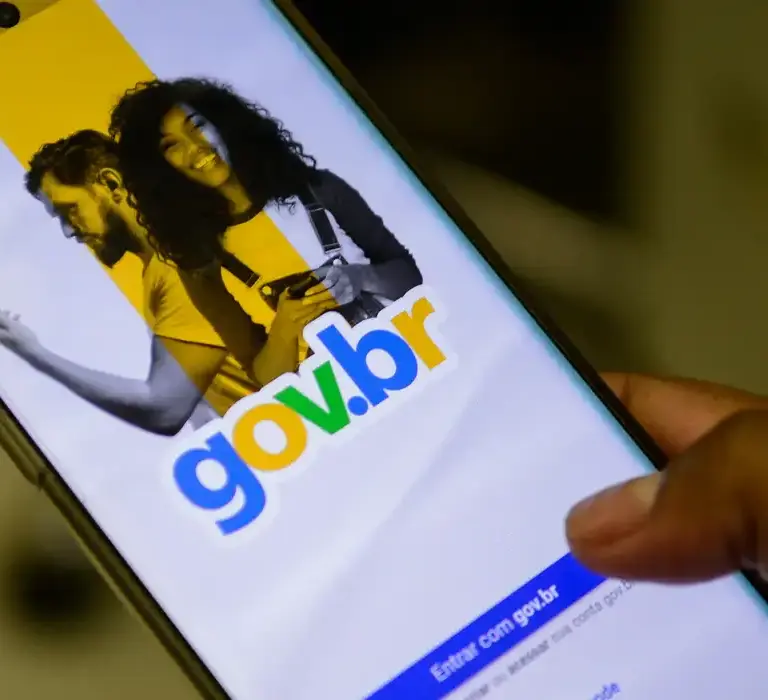 Atualização do app gov.br facilita uso por pessoas com deficiência