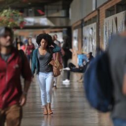 Orçamento 2026 traz corte de quase R$ 500 milhões para universidades