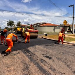 Investimento de quase R$ 500 mil garante recape de ruas do Parque Universitário em Tupã