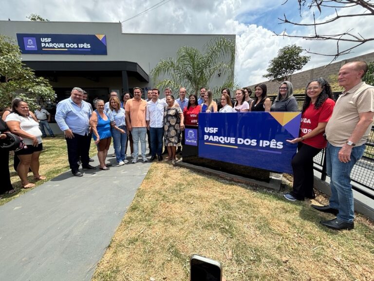 Marília entrega unidade de saúde revitalizada e recebe anúncio de R$ 1 milhão