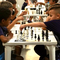 Tupã investe R$ 535 mil e fortalece escolinhas que atendem crianças e adolescentes