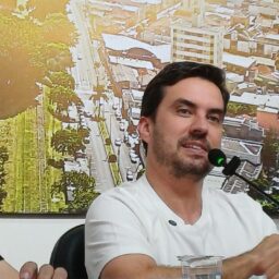 Décimo terceiro dos servidores deve injetar R$ 20 milhões na economia local