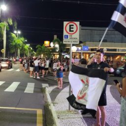 Corinthians vence a Copa do Brasil; marilienses começam a se reunir nas Esmeraldas