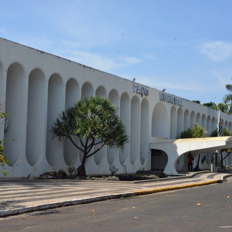 Feriado de Ano Novo altera coleta de lixo e feiras livres em Tupã