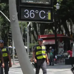 Com calor, Governo de SP emite alerta para economia de água