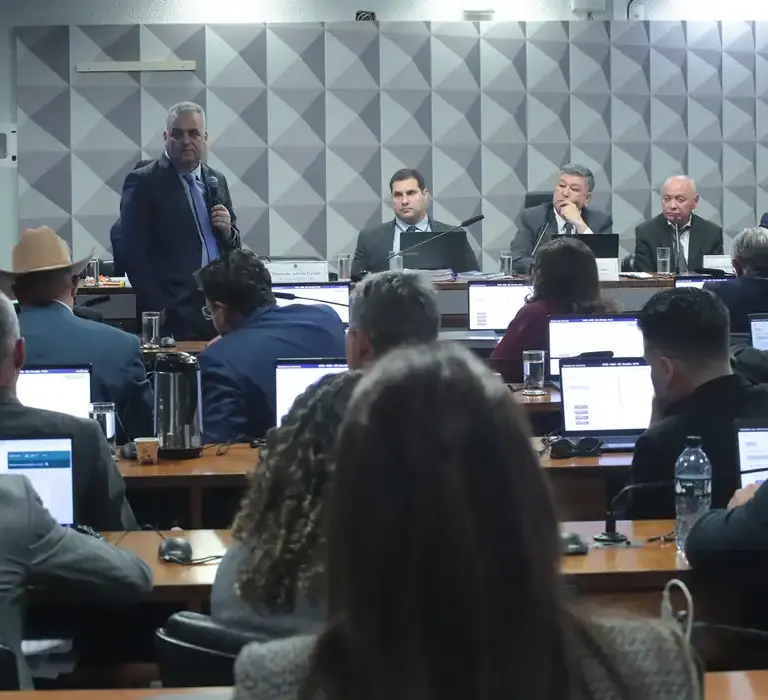 CPMI do INSS convoca dono do Banco Master e governador Romeu Zema