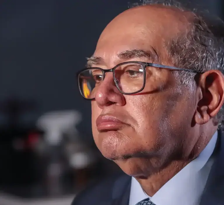 Gilmar decide que só PGR pode pedir impeachment de ministro do STF