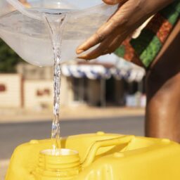Falta d’água atinge zona norte de Marília às vésperas do Natal