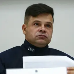 Ex-diretor da Polícia Rodoviária Federal Silvinei Vasques é preso no Paraguai