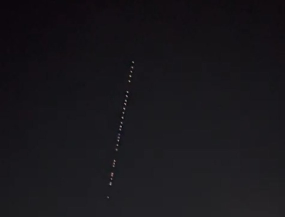 Satélites da Starlink ficam visíveis no céu e chamam a atenção dos marilienses