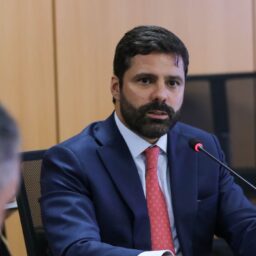 Lula nomeia secretário-executivo como ministro interino da Justiça