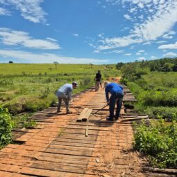 Prefeitura inicia manutenção da ponte Sete Quedas na zona rural de Marília
