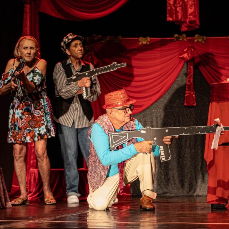 Cultura abre inscrições para projeto Teatro da Cidade com 240 vagas gratuitas