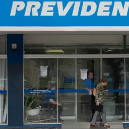 Agências do INSS abrem para atendimento extra neste sábado e domingo