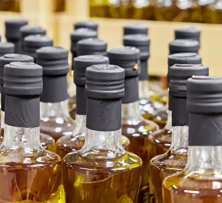 Anvisa proíbe venda de azeite e suspende doce de leite e sal grosso