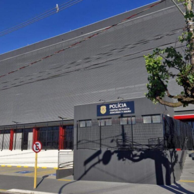 Pastor tenta ajudar fiel, confronta suspeito de vender carro furtado e vira alvo de disparos