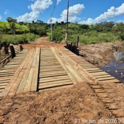 Prefeitura conclui reparos e libera ponte do córrego do Macuco, em Rosália