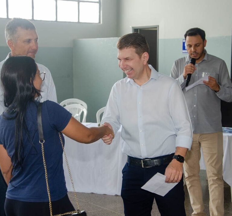 Quintana antecipa 13º tíquete e servidores recebem dois benefícios em janeiro