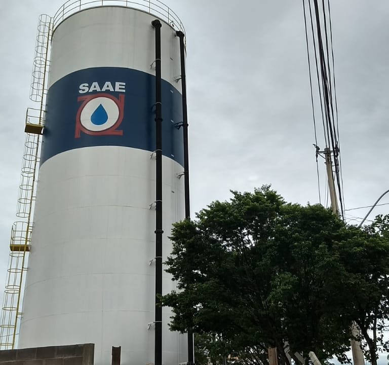 Falta de água muda planos de famílias e gera desgaste em Garça