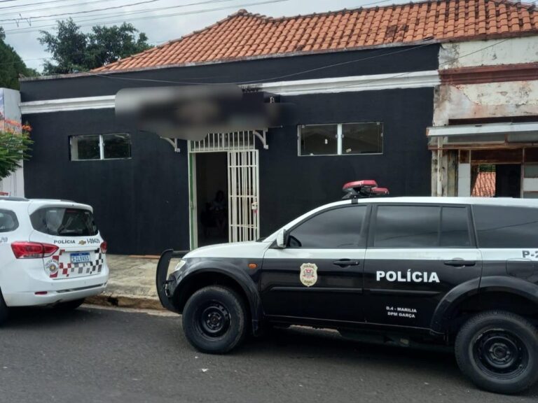 Polícia desmonta ponto de tráfico disfarçado de estúdio de tatuagem em Garça