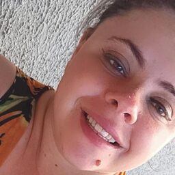 Mãe procura a polícia após desaparecimento da filha e dos quatro netos em Garça