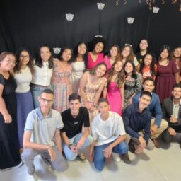 Estudantes confundidos com golpistas em Marília desmentem boato