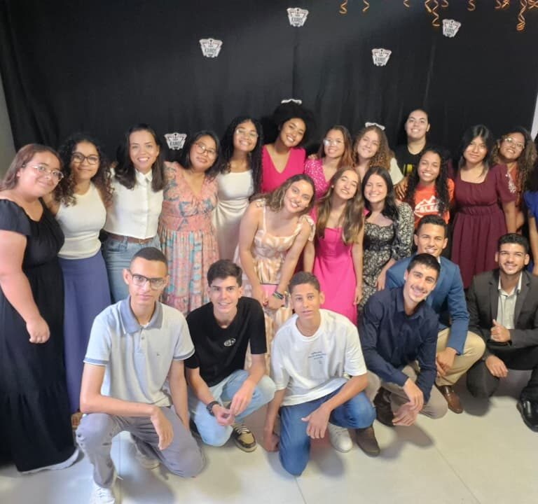 Estudantes confundidos com golpistas em Marília desmentem boato