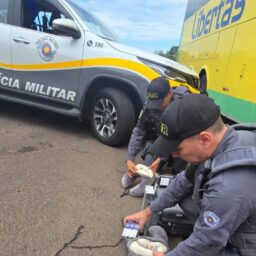 Mulher é presa com medicamentos para emagrecimento escondidos