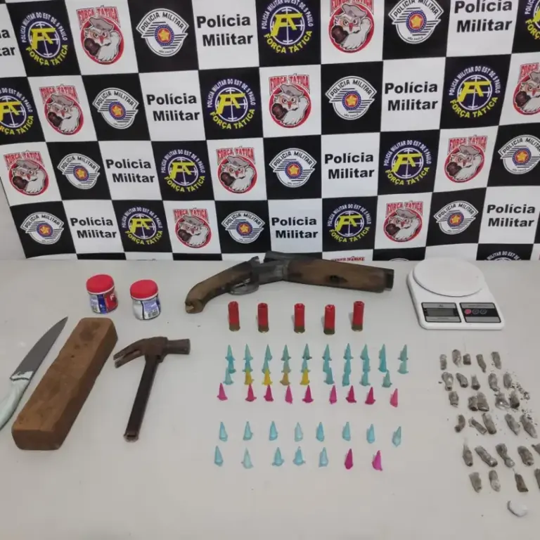 Força Tática prende morador por tráfico de drogas e posse de arma em Júlio Mesquita