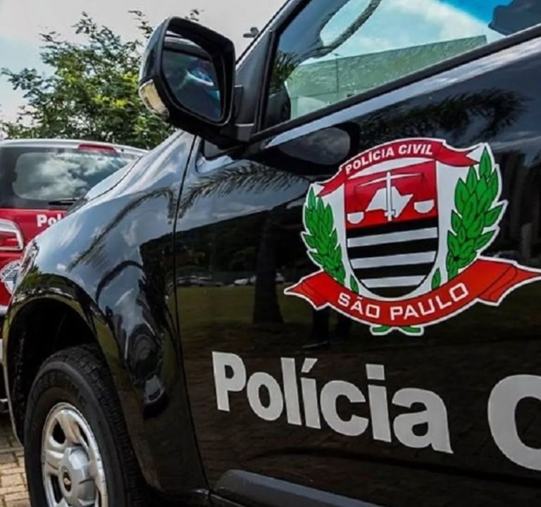 Mulher é presa por tráfico de drogas durante operação policial em Oriente