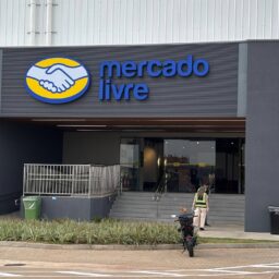 Novo mutirão do emprego oferta 100 vagas na área logística em Marília