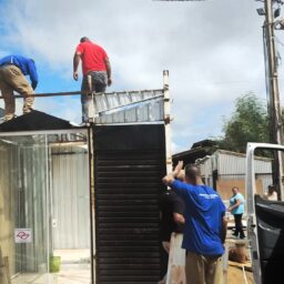 Prefeitura desmonta boxes restantes do camelódromo ferroviário