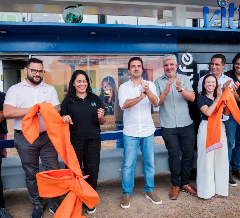 Vitta volta a transformar espera em experiência urbana com novo ponto inteligente em Marília