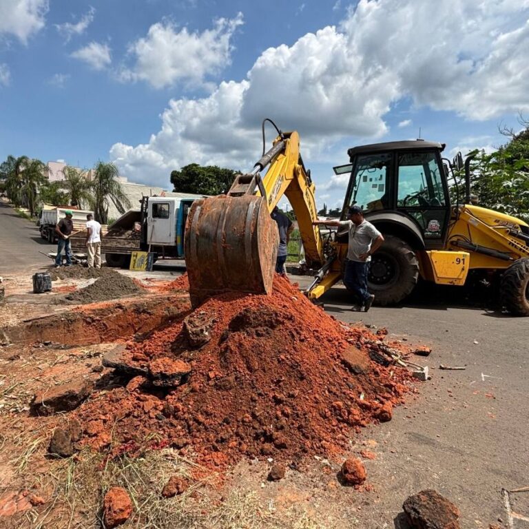 Prefeitura de Marília faz contenção de erosão em viaduto no Alto Cafezal