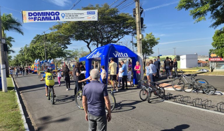 Saúde encerra campanha de conscientização Fevereiro Roxo com ação na Praça da Emdurb