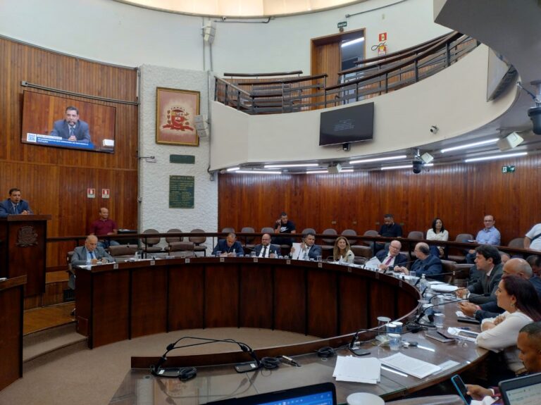 Câmara aprova R$ 18,5 milhões para obras na Cascata e Parque do Povo