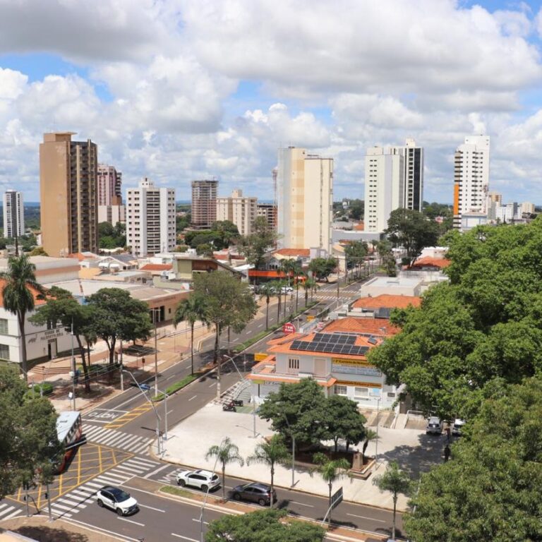 Marília fecha 2025 com mais de 71,4 mil postos de trabalho formal