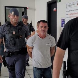 Acusado de matar adolescente e esfaquear a ex é preso no Fragata