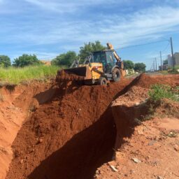 Prefeitura avança em obra contra erosão no Jamil Dualibi em Tupã
