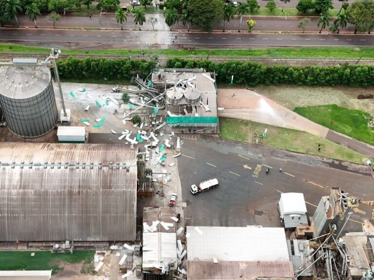 Explosão em silo de cooperativa deixa cinco feridos na região; veja os vídeos