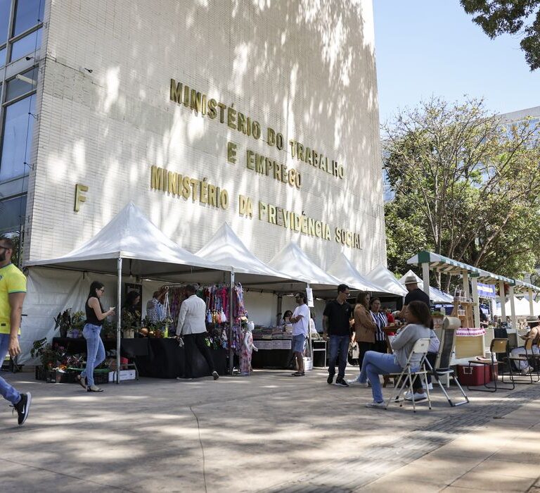 Governo libera mais R$ 4,6 bi para pagar saque-aniversário do FGTS