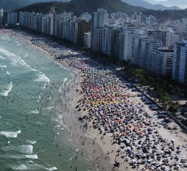 SP: Defesa Civil emite alerta extremo de temporal no litoral de SP