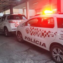 Adolescente baleado quatro vezes em terreno baldio segue em estado grave