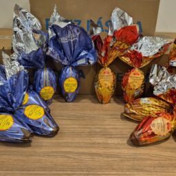 Prefeitura de Marília inicia entrega de 20 mil ovos de chocolate nas escolas